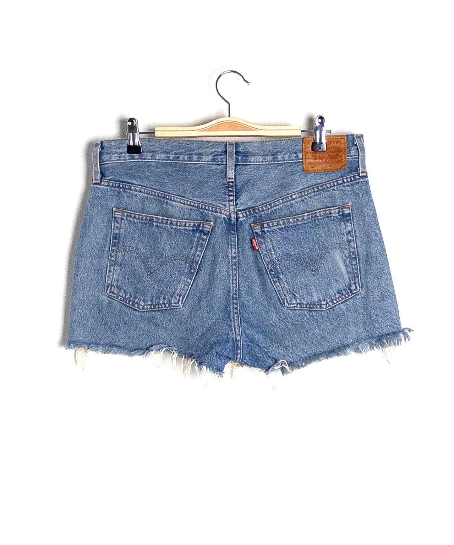 Shorts 501 Levi's W28-Levi's-fronte.jpg; Shorts 501 Levi's W28-Levi's-retro.jpg