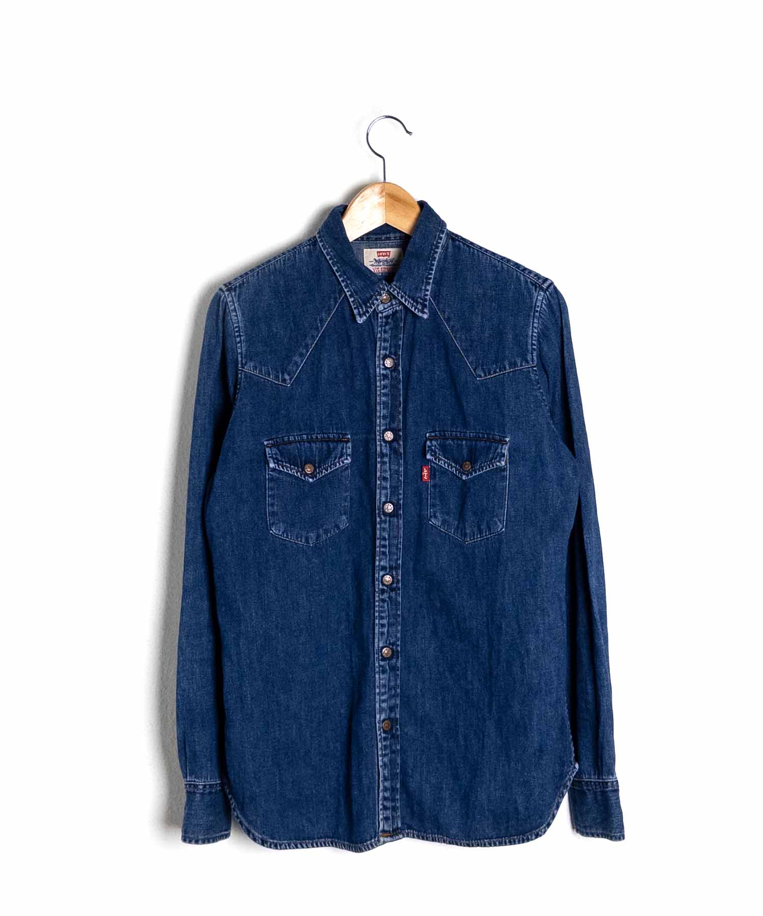 Camicia Jeans Levi's-Levi's-fronte.jpg; Camicia Jeans Levi's-Levi's-retro.jpg