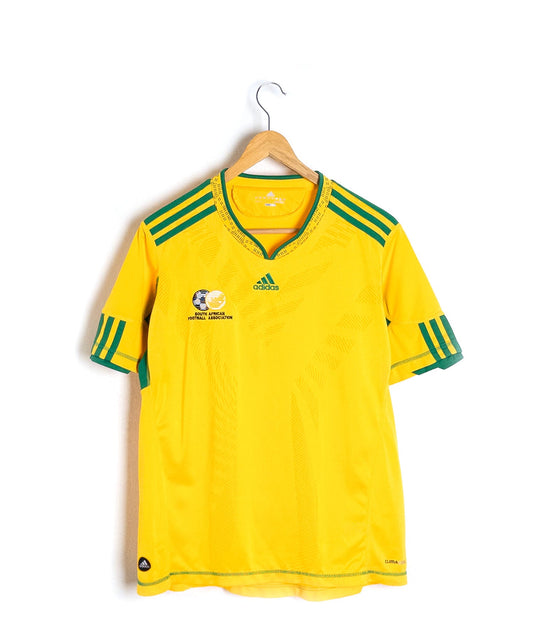 Maglia Calcio South Africa Adidas-Adidas-fronte.jpg; Maglia Calcio South Africa Adidas-Adidas-retro.jpg