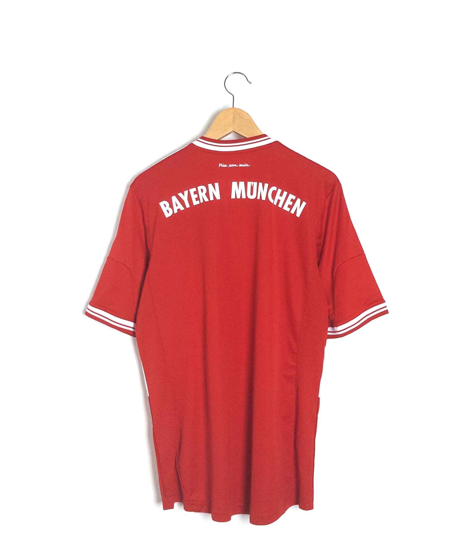 Maglia Calcio Bayern Monaco Adidas-Adidas-fronte.jpg; Maglia Calcio Bayern Monaco Adidas-Adidas-retro.jpg