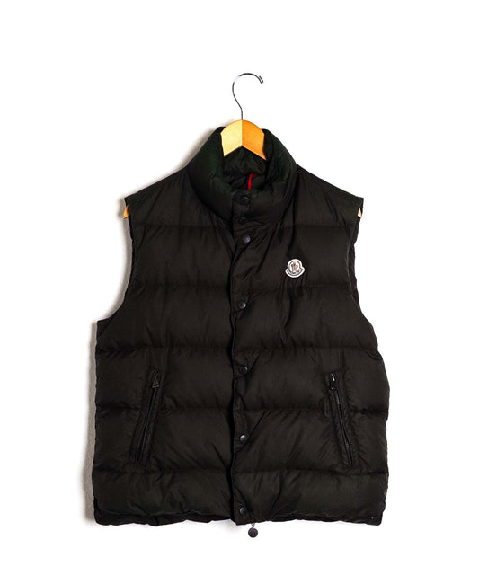 Smanicato Moncler-Moncler-fronte.jpg; Smanicato Moncler-Moncler-retro.jpg