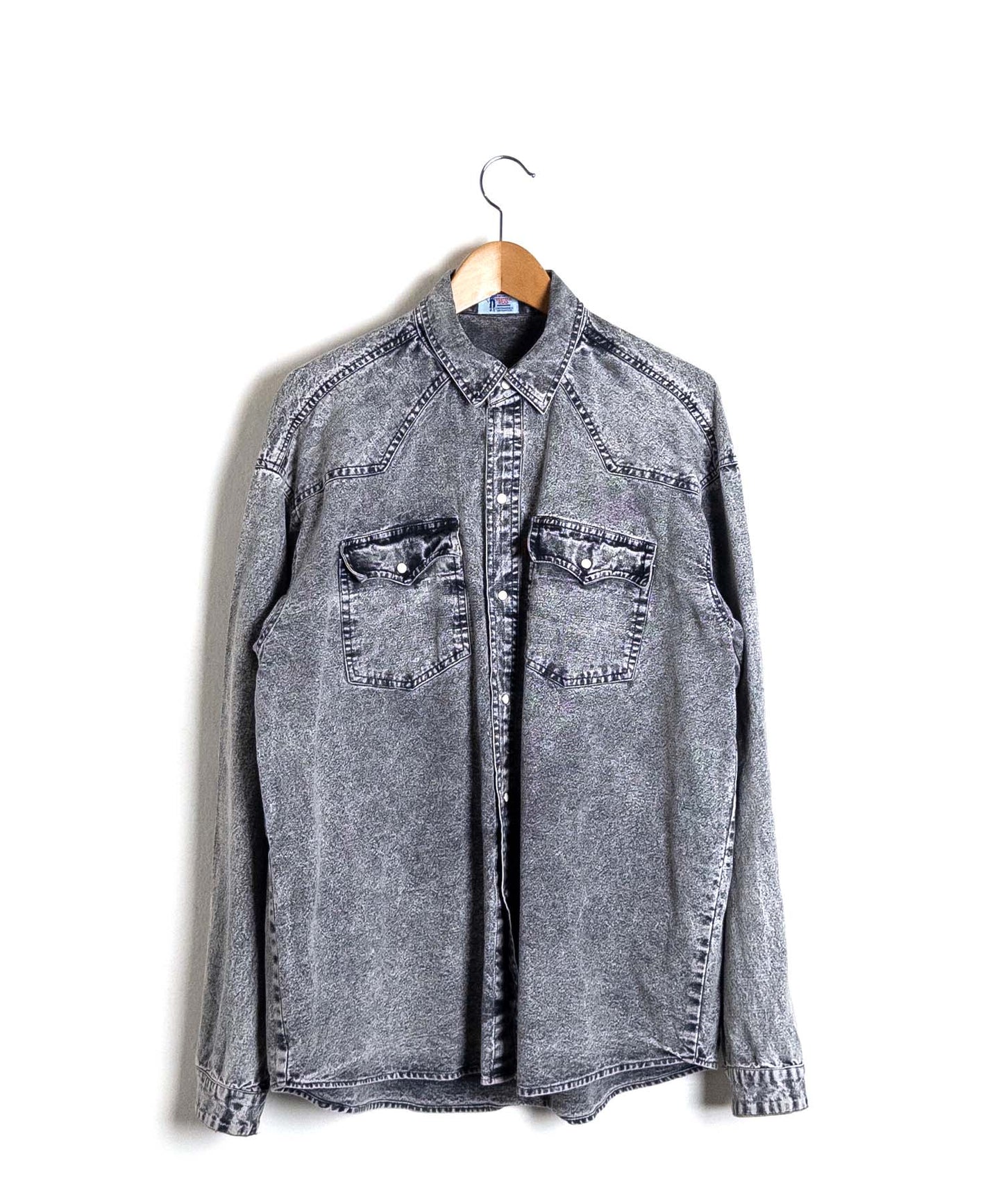 Camicia Jeans Levi's-Levi's-fronte.jpg; Camicia Jeans Levi's-Levi's-retro.jpg