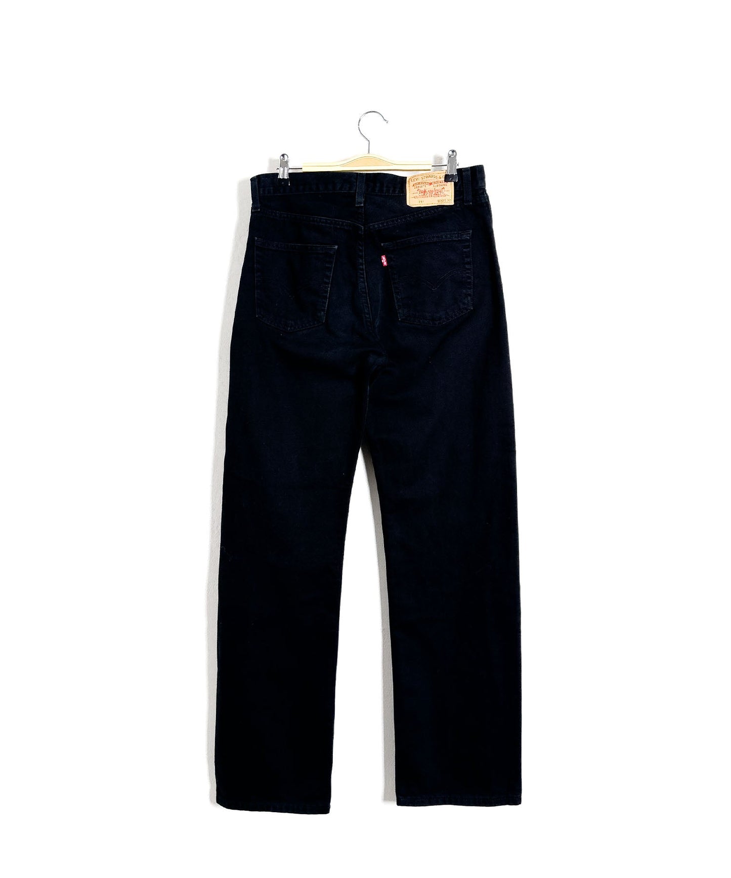 Jeans Levi's 751 W32-Levi's-fronte.jpg; Jeans Levi's 751 W32-Levi's-retro.jpg