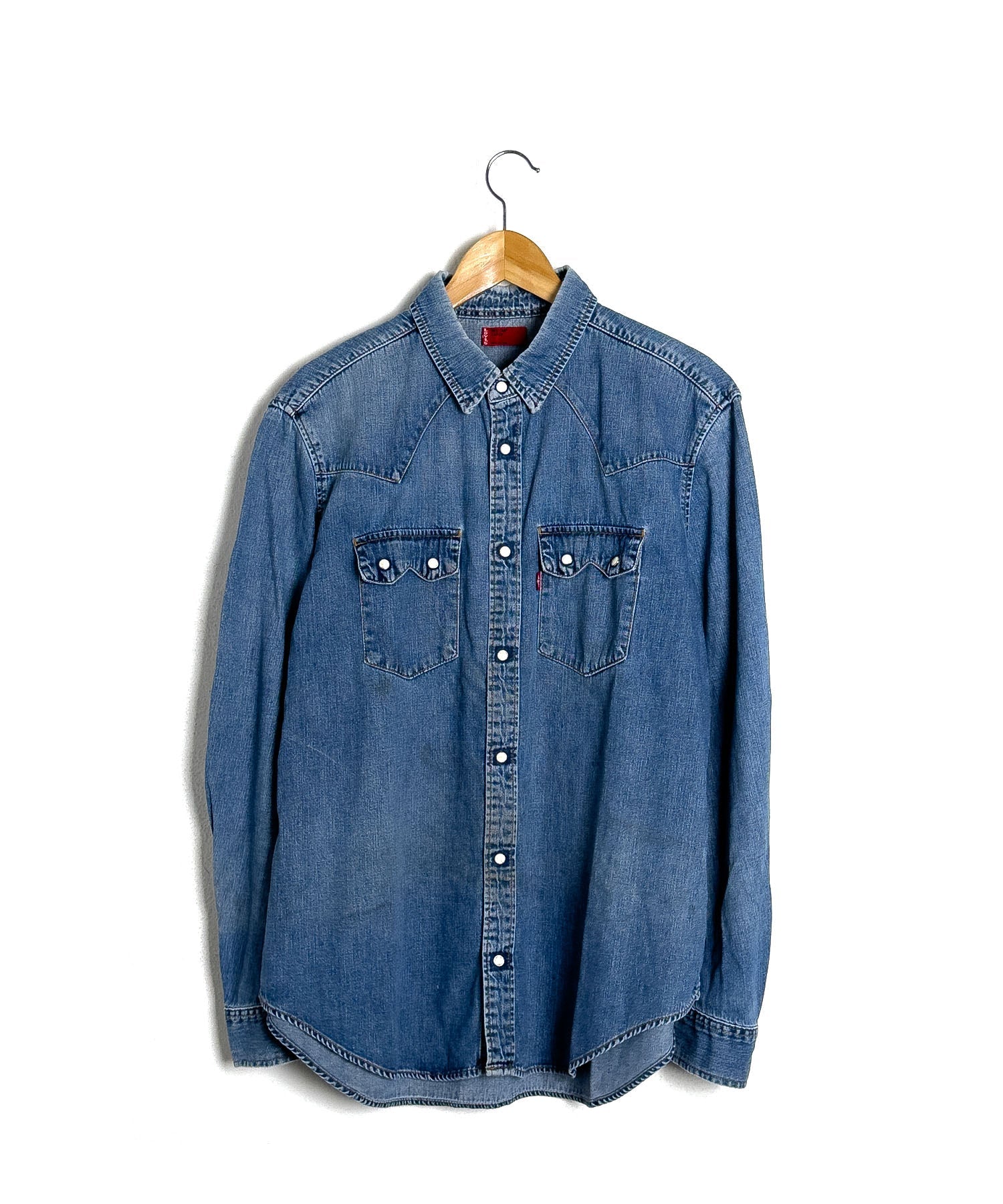 Camicia Jeans Levi's-Levi's-fronte.jpg; Camicia Jeans Levi's-Levi's-retro.jpg