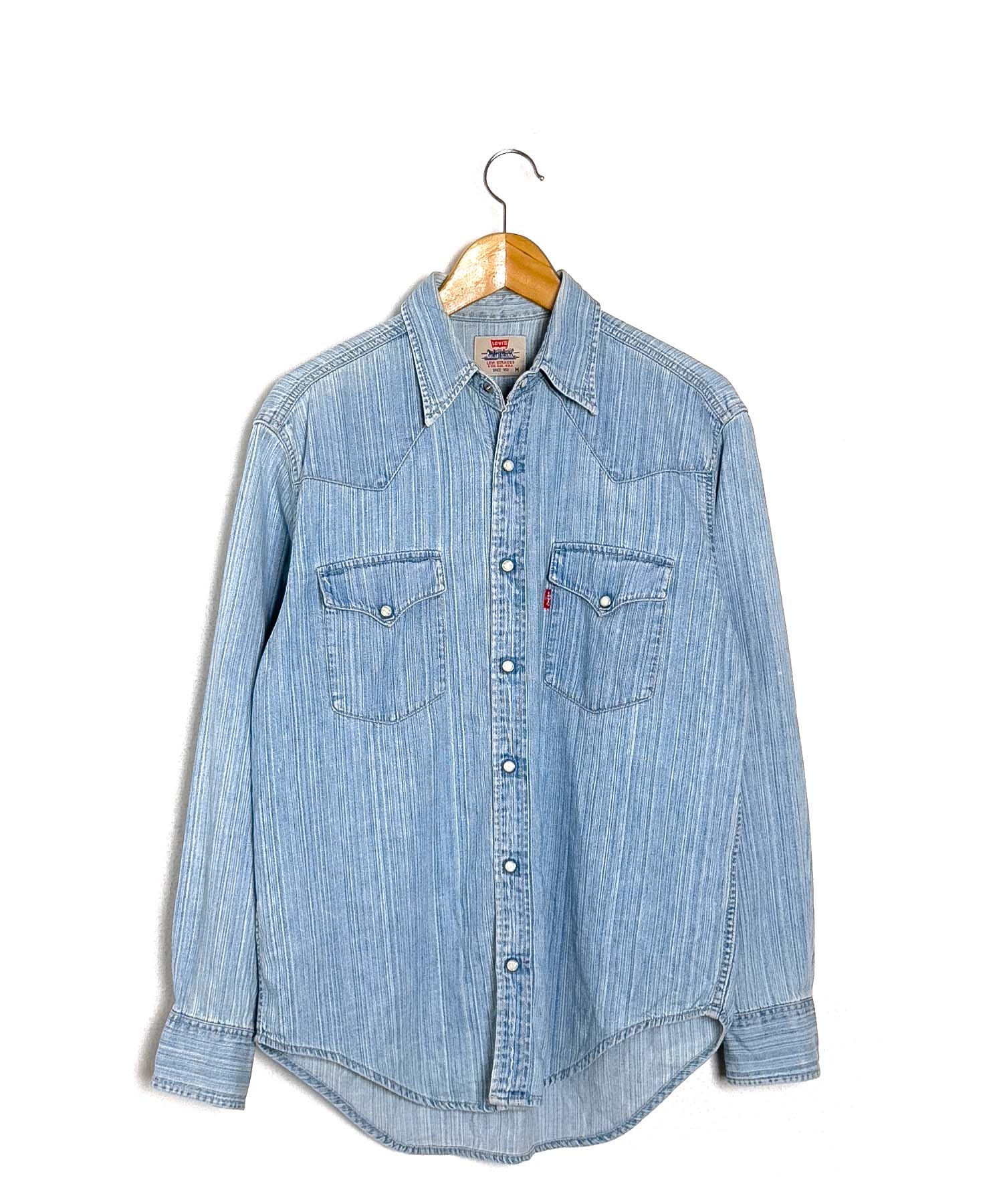 Camicia Jeans Levi's-Levi's-fronte.jpg; Camicia Jeans Levi's-Levi's-retro.jpg